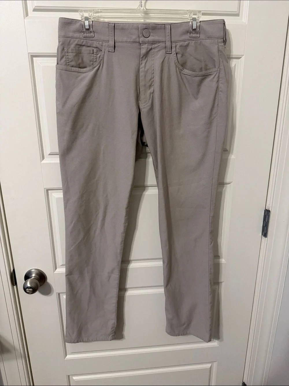 BONOBOS Golf Men's Straight Chinos in Light Gray